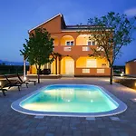 In With Private Pool *