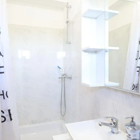 In With Private Pool Дом отдыха *