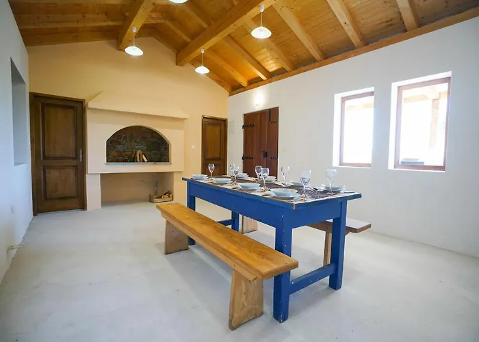 In With Private Pool Semesterbostad Prkos