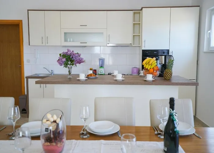 In With Private Pool * Prkos